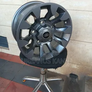 Land Rover Defender 110 Size 18 Rims