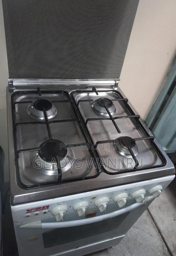 Four Banner Plus Oven - main view