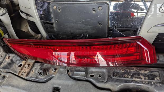 Toyota Harrier Backlight 2020