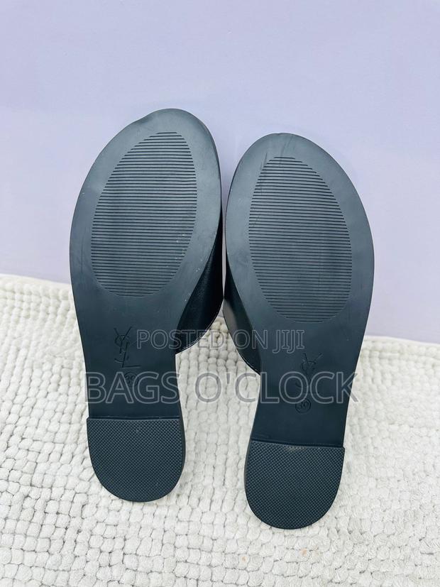 Original Saint Laurent (Ysl) Women's Flat Leather Sandals -Brown/Black - thumbnail 5