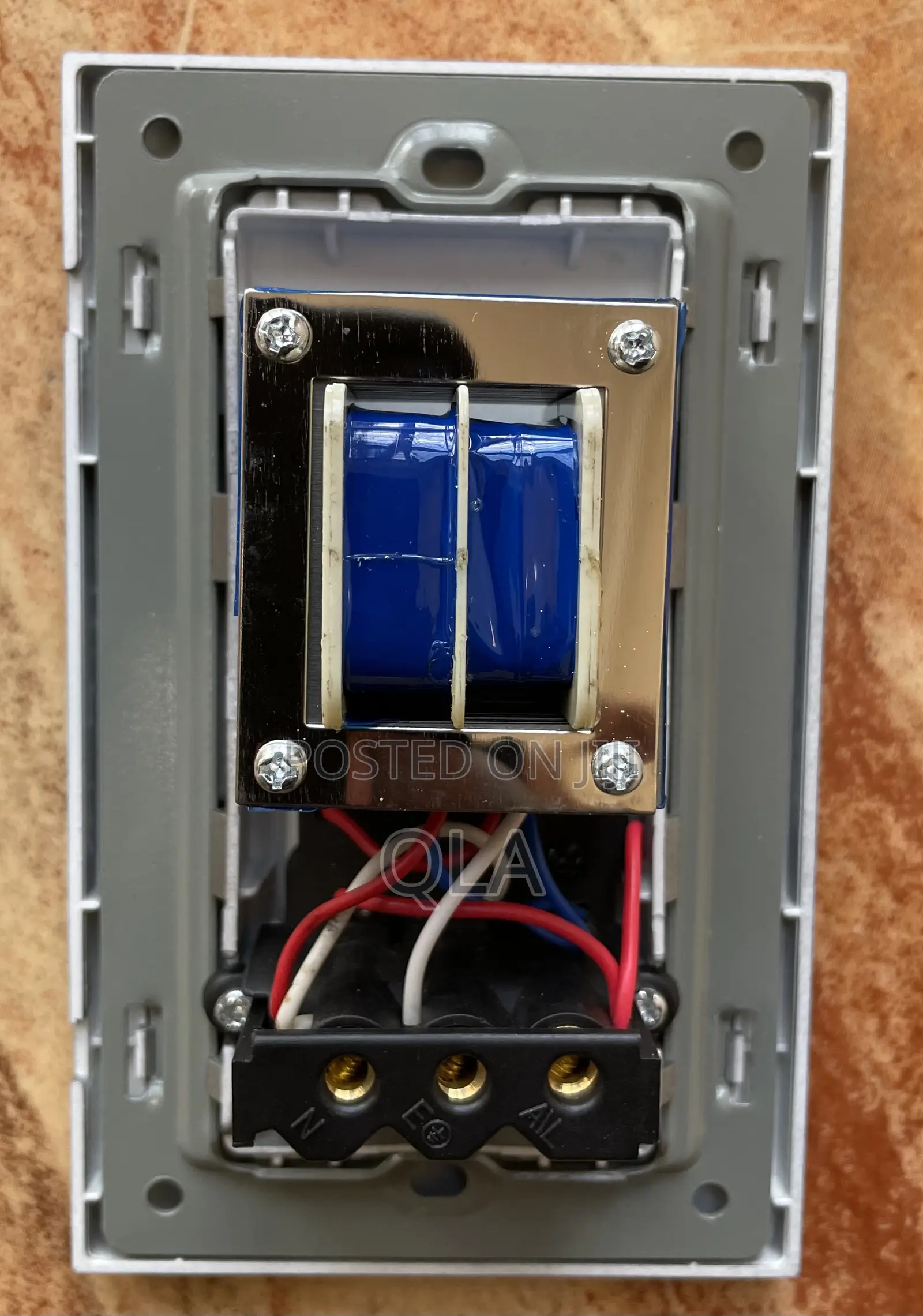 Shaver Socket Grey