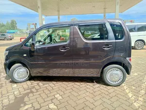 Suzuki Wagon R 2019 Brown