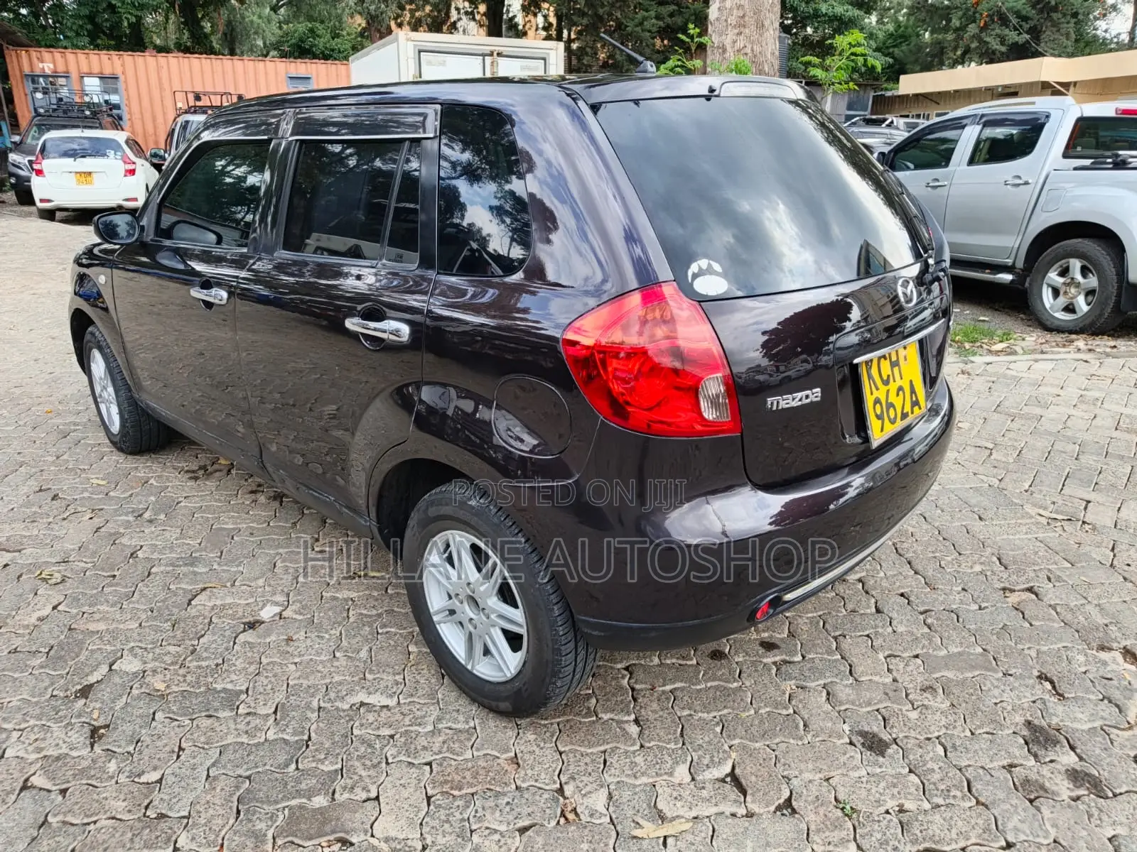 Mazda Verisa 2010 Brown