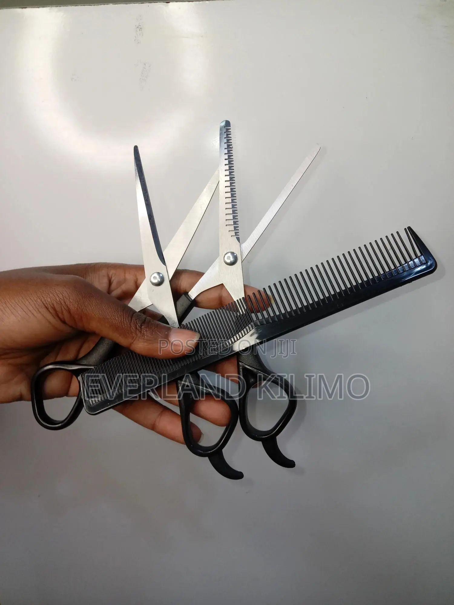 Pet Hairdressing Scissors and a Comb - A Pair