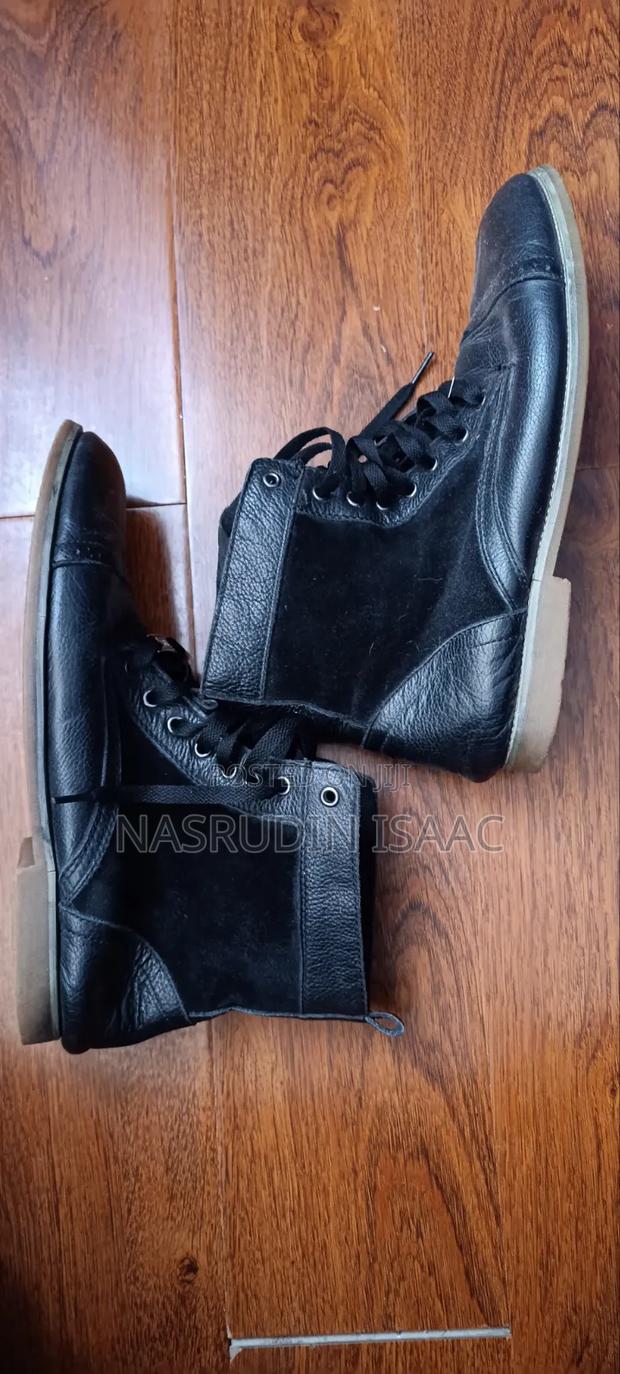 Black Leather Suede Chelsea Boots - thumbnail 2