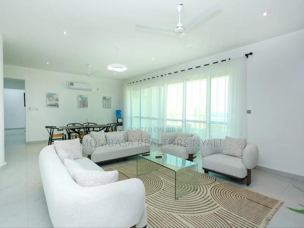 Sea View Upenthouse for Short Let Accomodation. - thumbnail 3
