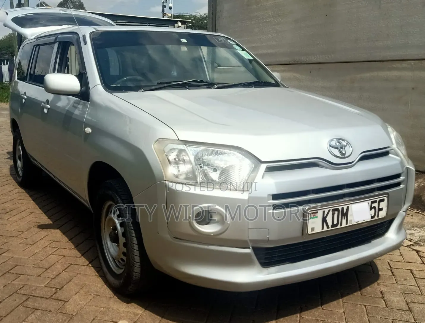 Toyota Succeed SV Premium 2016 Silver