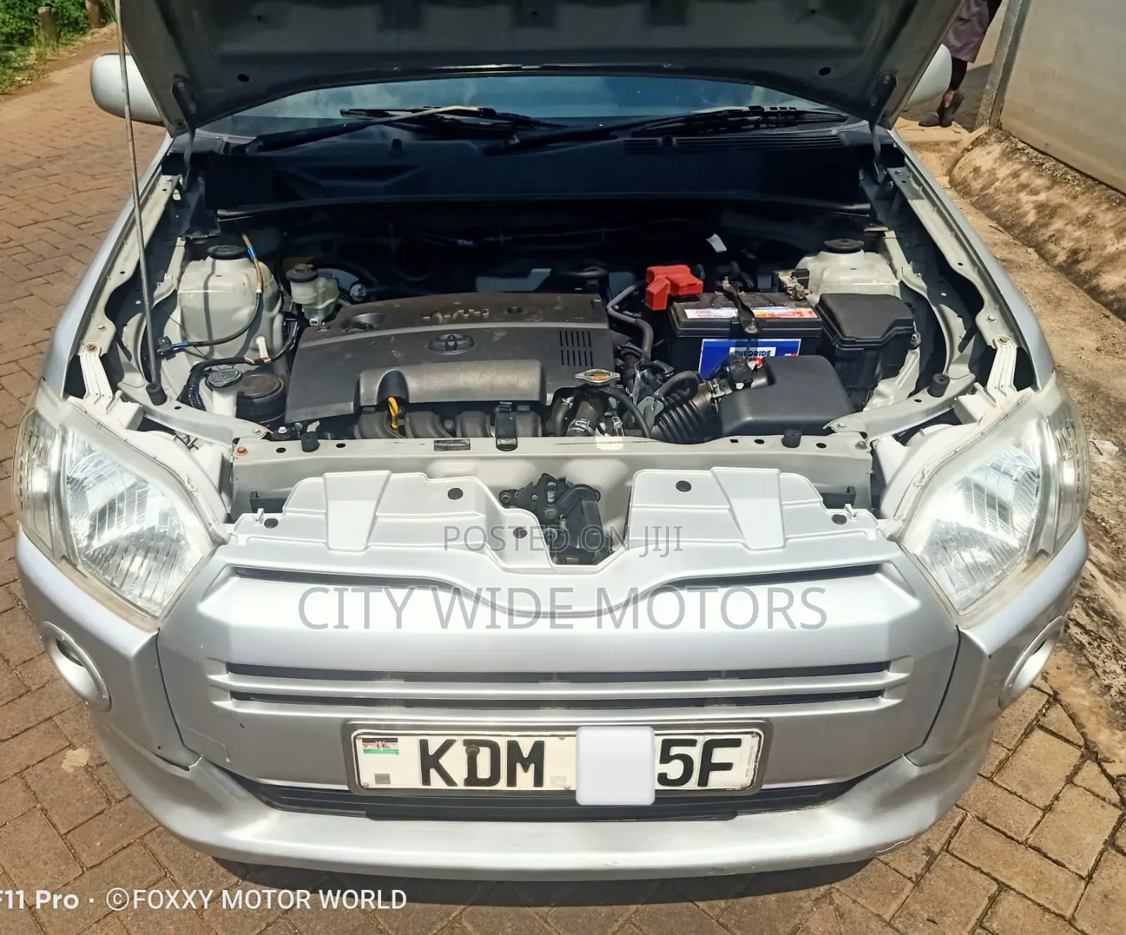 Toyota Succeed SV Premium 2016 Silver