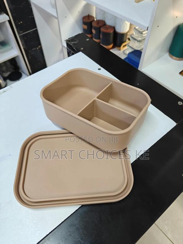 Partitioned Leak Proof Silicone Lunch Box - thumbnail 8