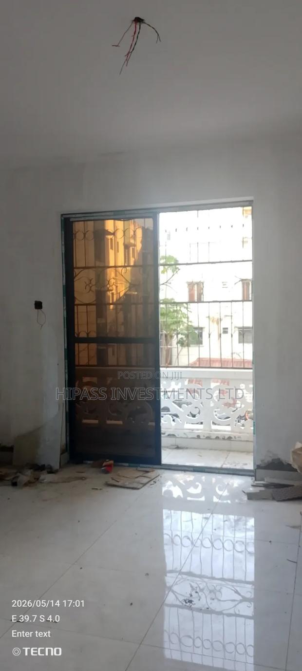 2bdrm Block of Flats in Sparki for sale