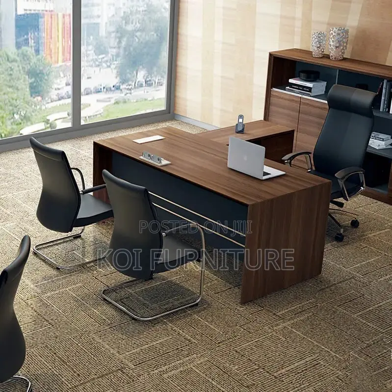 Office Desk; 1.8 Meters Wooden Executive Desk in Figure
