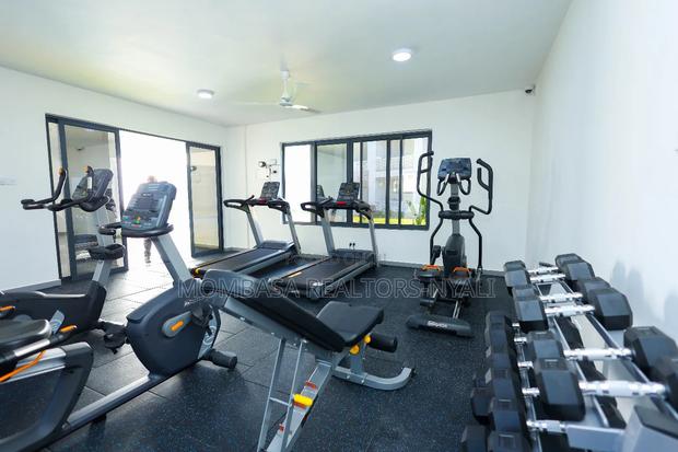 1 and 2 Bedrooms Beach Front Apartment Available With Pool Nyali - thumbnail 9