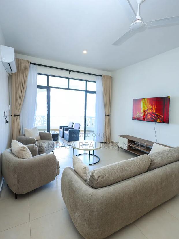 1 and 2 Bedrooms Beach Front Apartment Available With Pool Nyali - thumbnail 10