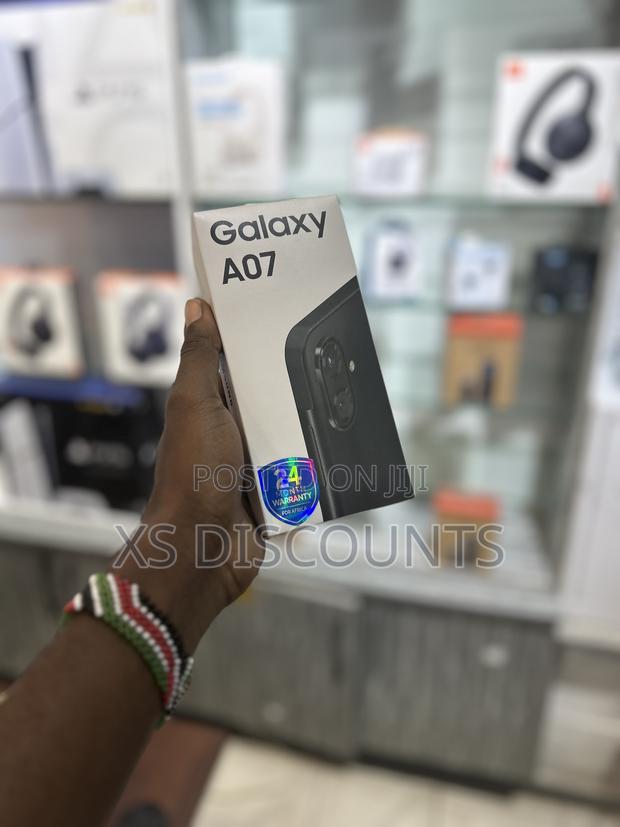 New Samsung Galaxy A07 128 GB Black - thumbnail 2