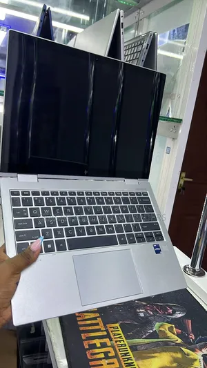Laptop HP Elite x360 830 G10 16GB Intel Core i3 SSD 256GB