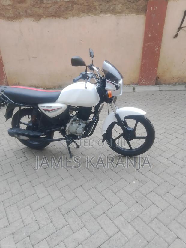 Bajaj Boxer 150 UG 2021 White - thumbnail 4