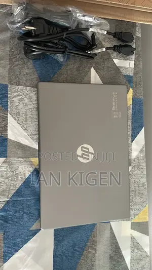 New Laptop HP 250 G10 16GB AMD Ryzen 7 SSD 1T