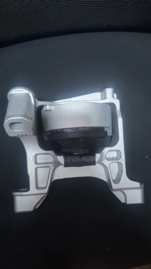 Diesel Right Engine Mount Cx5