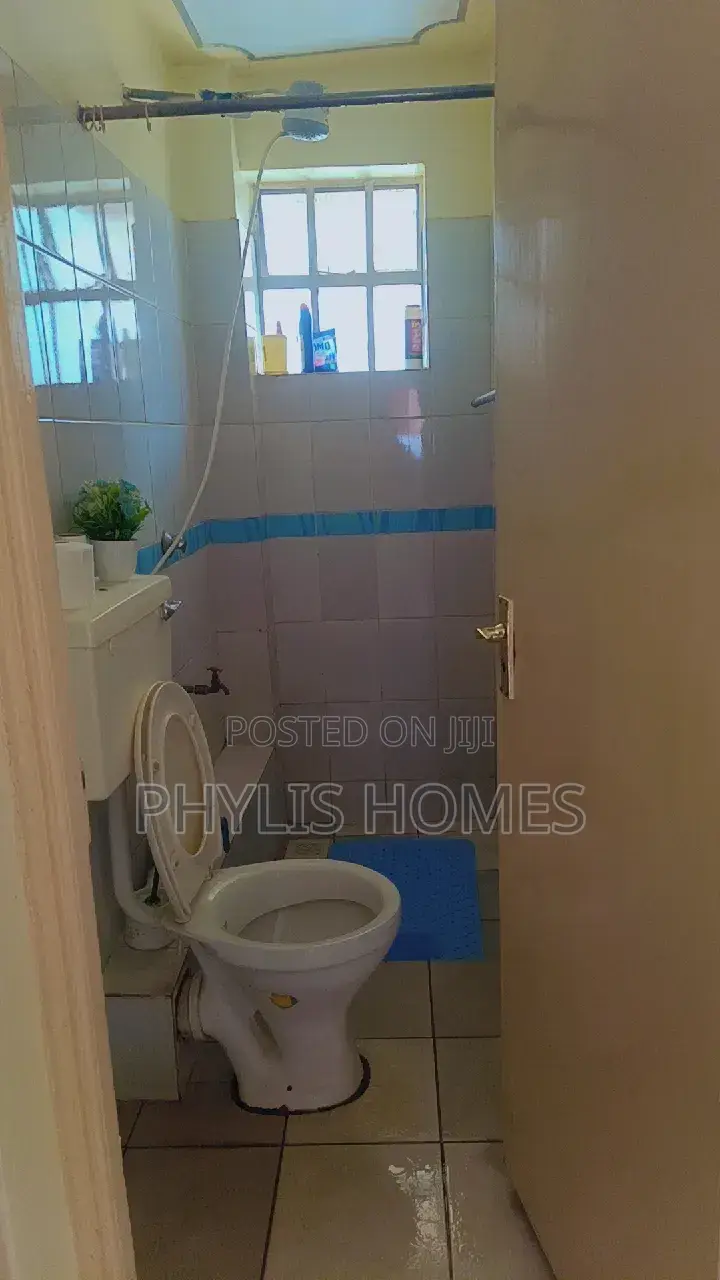 Attic Airbnb in South B