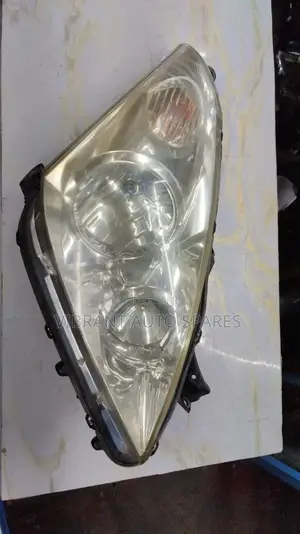 Wish 2002-2004 Headlight Nonxenon