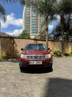 Subaru Forester 2.0D X 2012 Maroon