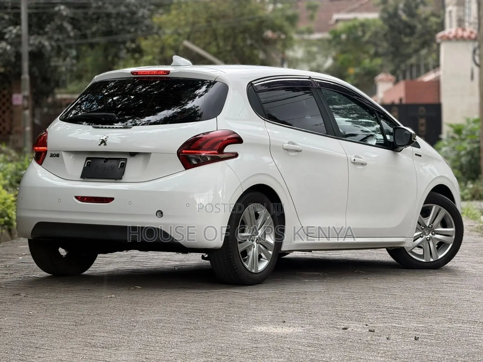 Peugeot 208 2019 White