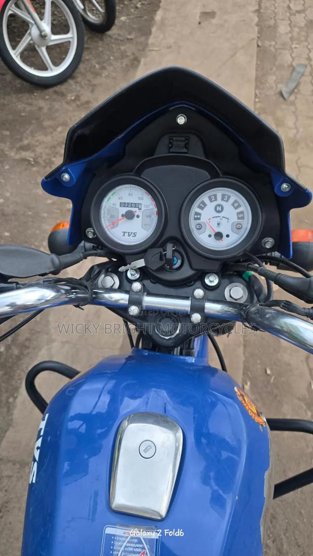 TVS HLX Plus ES 2025 Blue - thumbnail 4