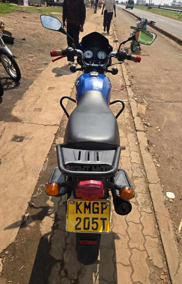 TVS HLX Plus ES 2025 Blue