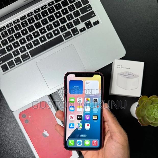Apple iPhone 11 256 GB Red - thumbnail 2