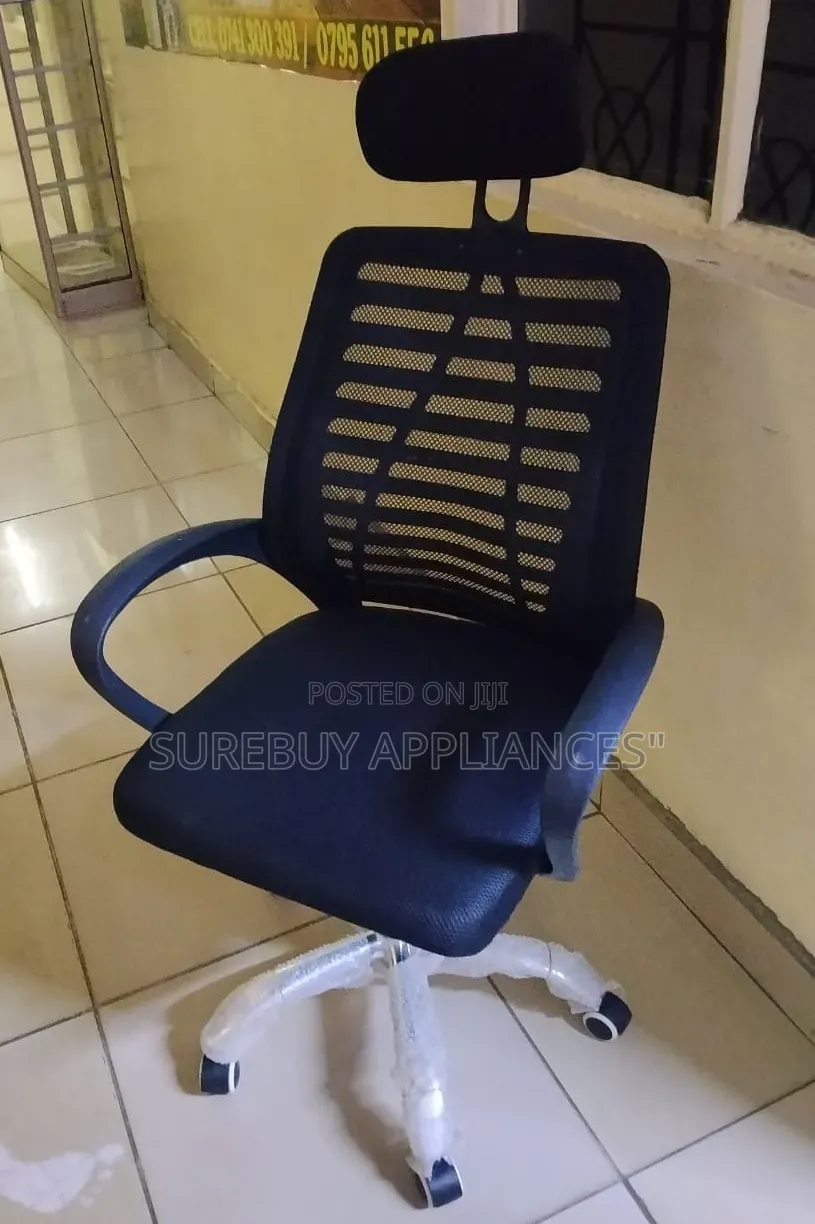 Executive Mesh Office Chair With Headrest