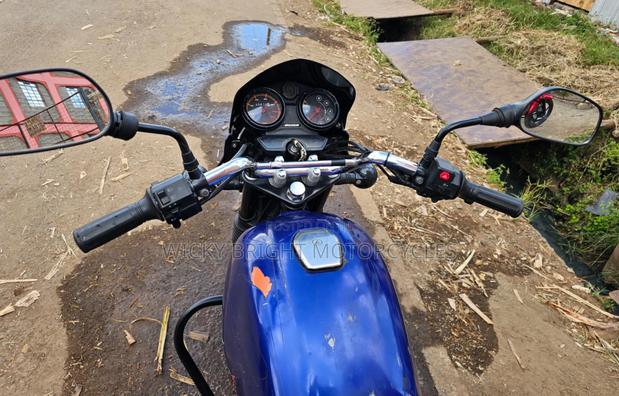 Bajaj Boxer 2025 Blue - thumbnail 4