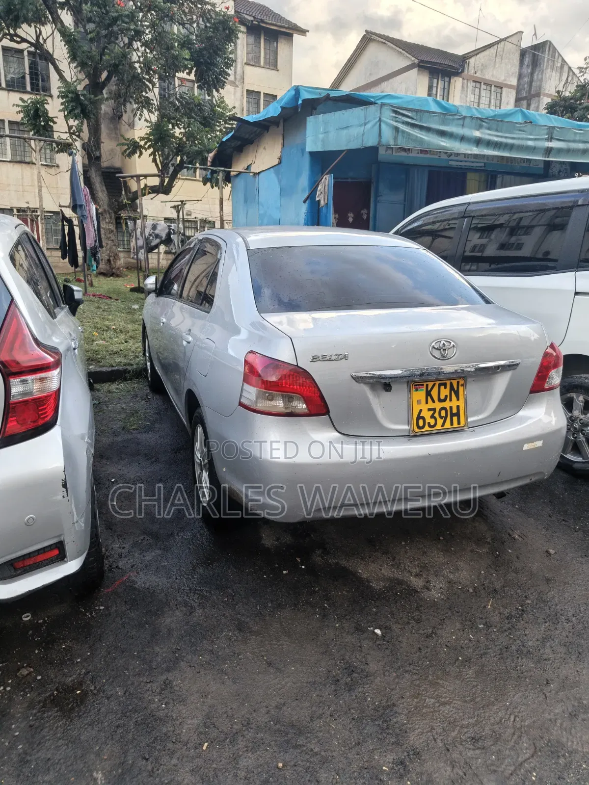 Toyota Belta 2011 Silver