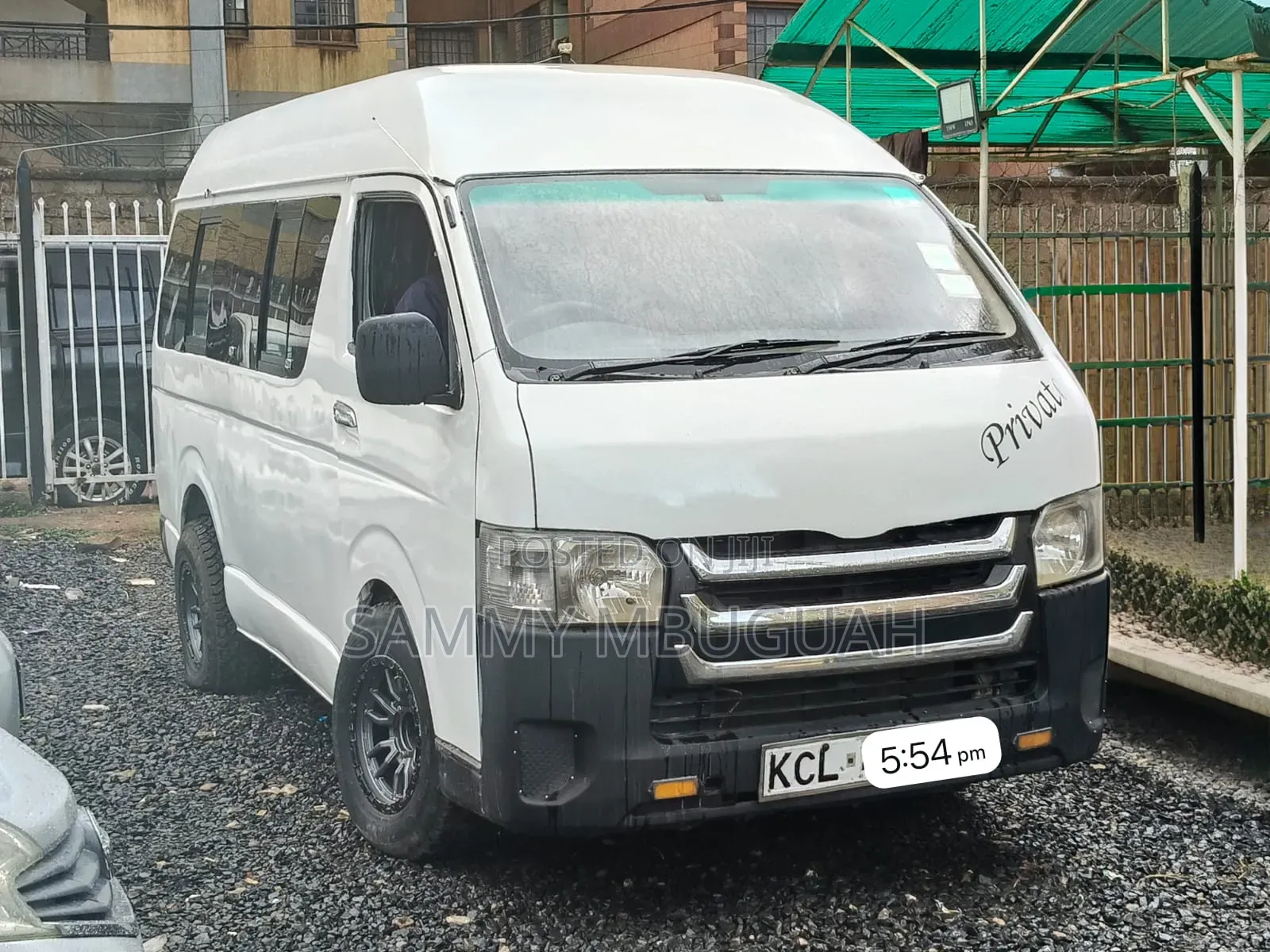 Toyota HiAce 2011 White