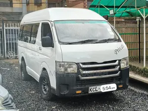 Toyota HiAce 2011 White