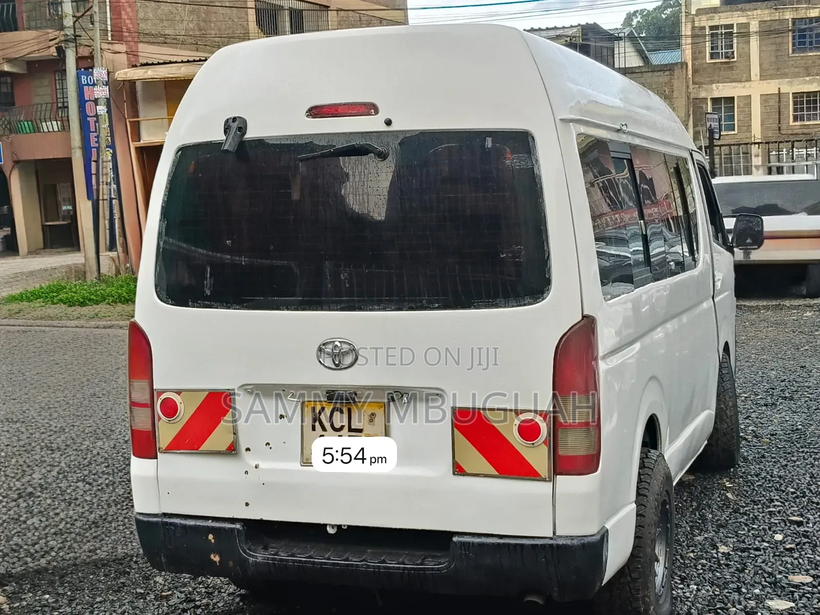 Toyota HiAce 2011 White