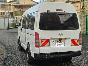Toyota HiAce 2011 White