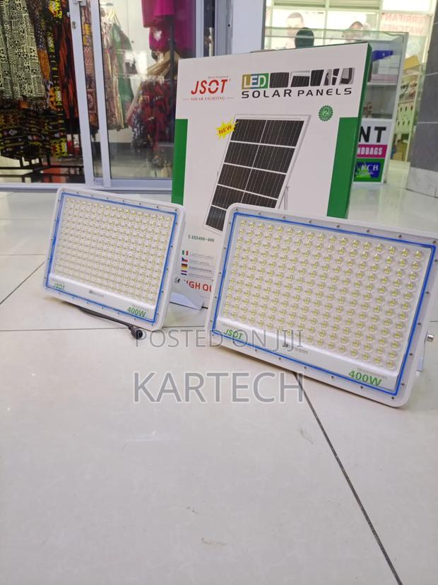 Jsot 400w+ 400w T-Hd 2 in 1 Solar Powered Floodlight