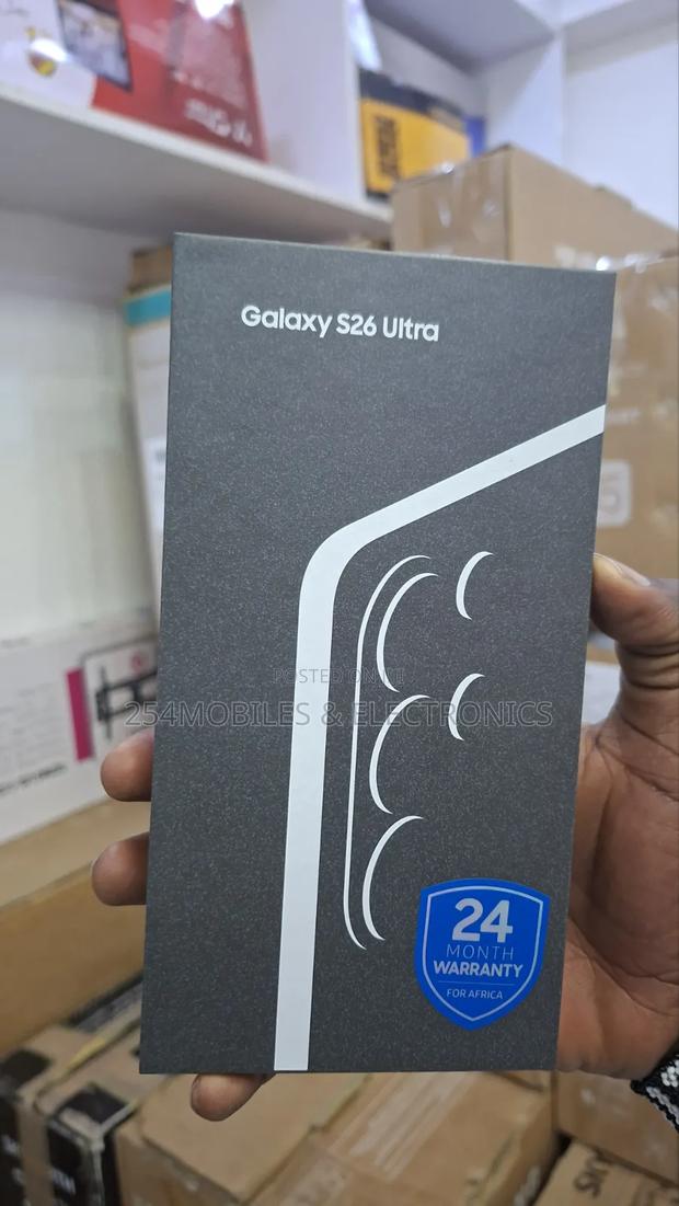 New Samsung Galaxy S26 Ultra 5G 256 GB White - thumbnail 2