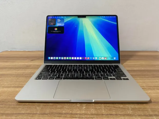 Laptop Apple MacBook Air 2022 M2 16GB Apple M2 SSD 256GB for sale