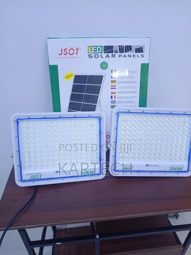 Jsot T-Hd 2 in 1 300w + 300w Outdoor Solar Flood Light Kit