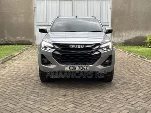 Isuzu D-MAX 2025 Silver