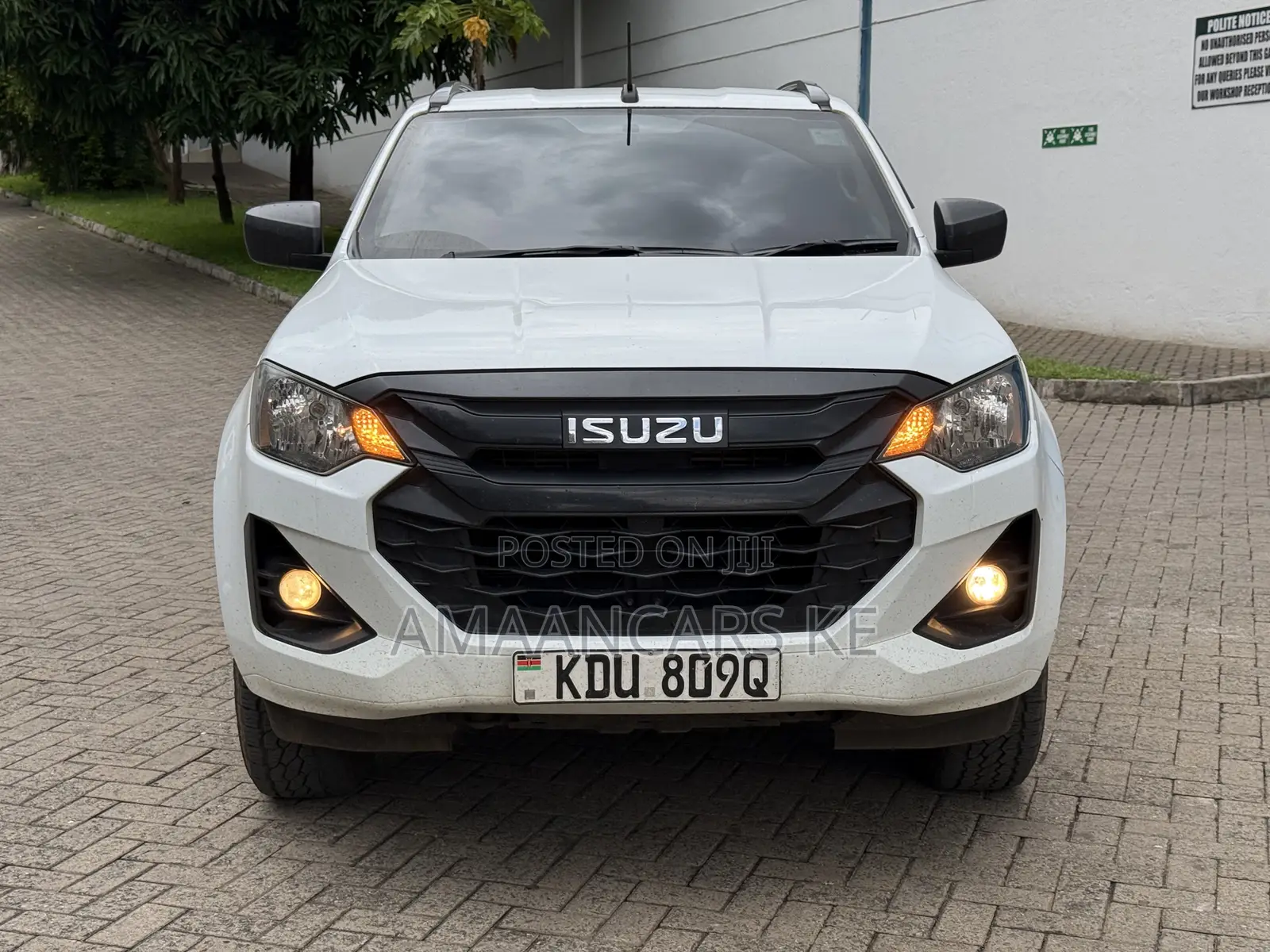 Isuzu D-MAX 2024 White