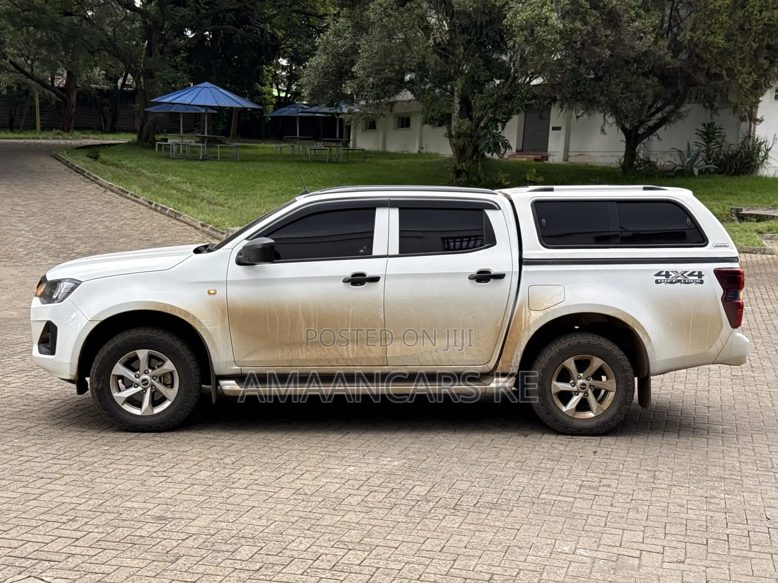 Isuzu D-MAX 2024 White