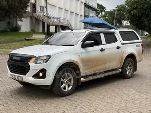 Isuzu D-MAX 2024 White