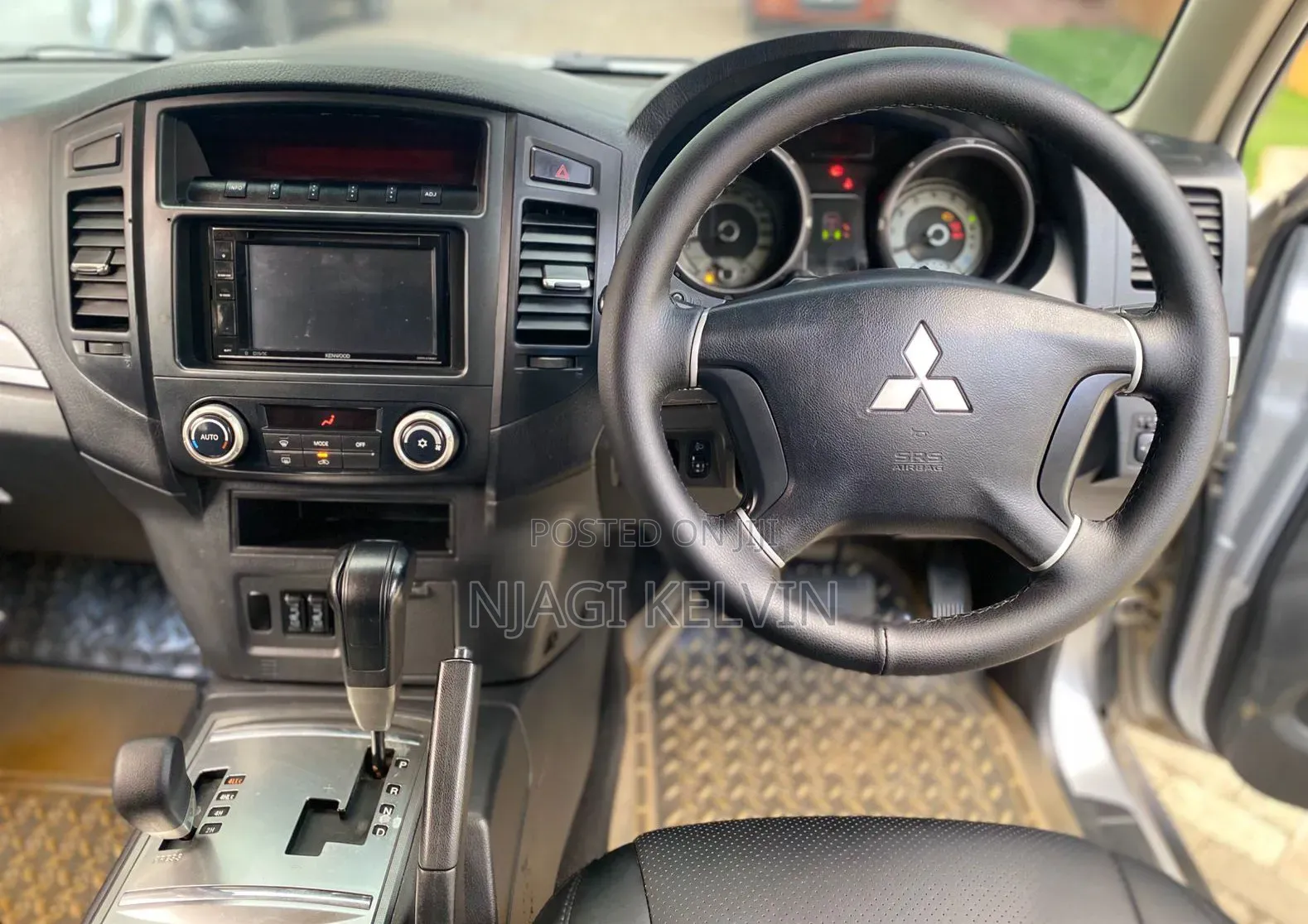 Mitsubishi Pajero V80 3.2 DI-D 2015 Silver