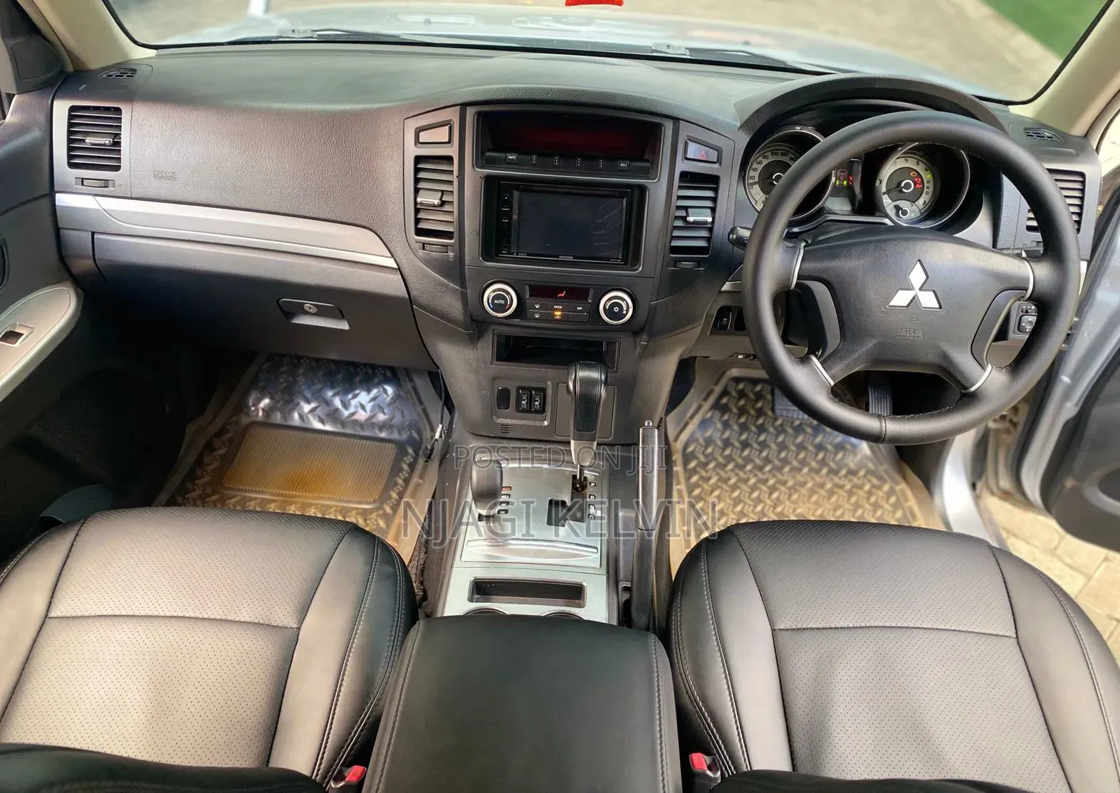 Mitsubishi Pajero V80 3.2 DI-D 2015 Silver