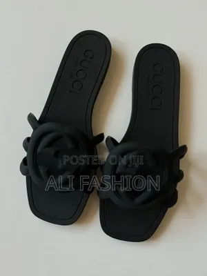 Gucci Sandals 
For Ladies Fully Boxed