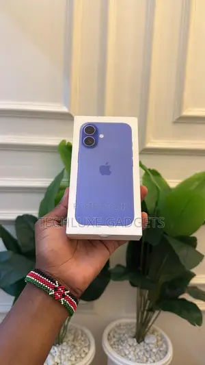 New Apple iPhone 16 128 GB Blue