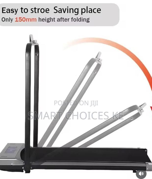A 8-Speed Walking Pad/Treadmill With Foldable Handlebars - thumbnail 3