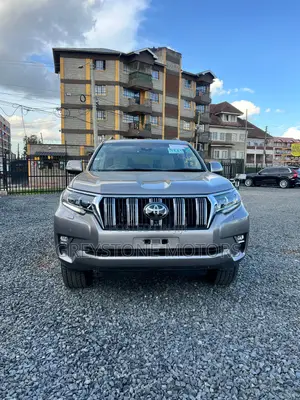 Toyota Land Cruiser Prado 2.8 2019 Gray